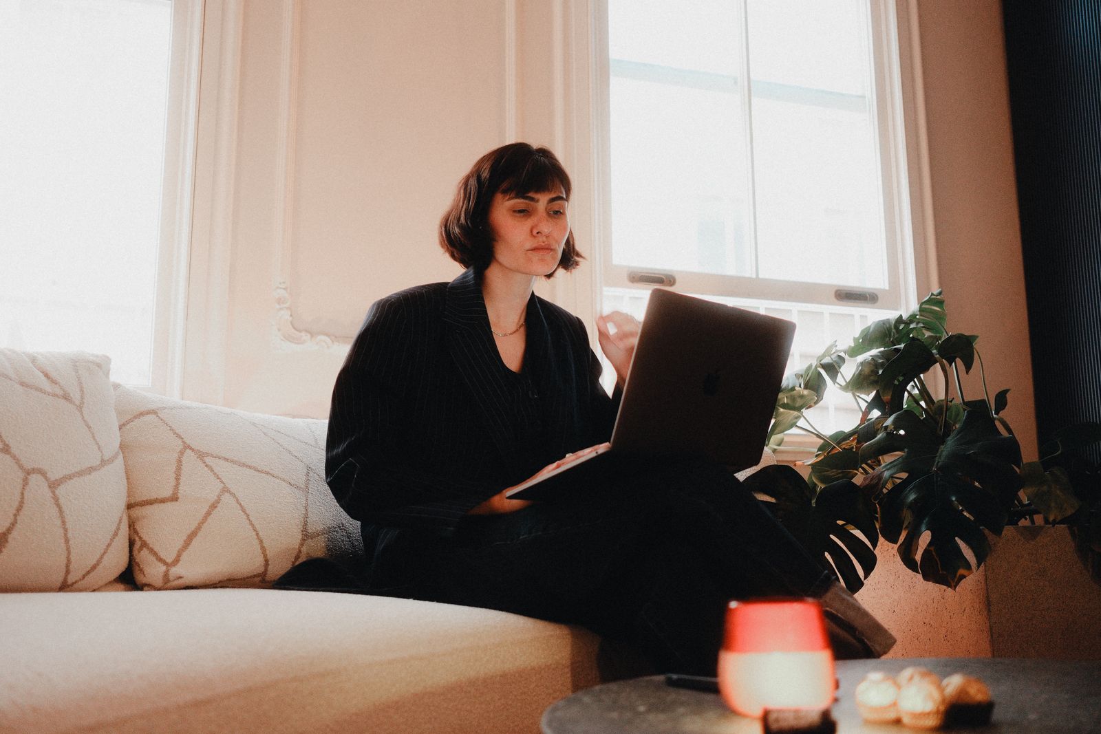Working Remotely Abroad: 5 Requirements and How to Pay Nothing