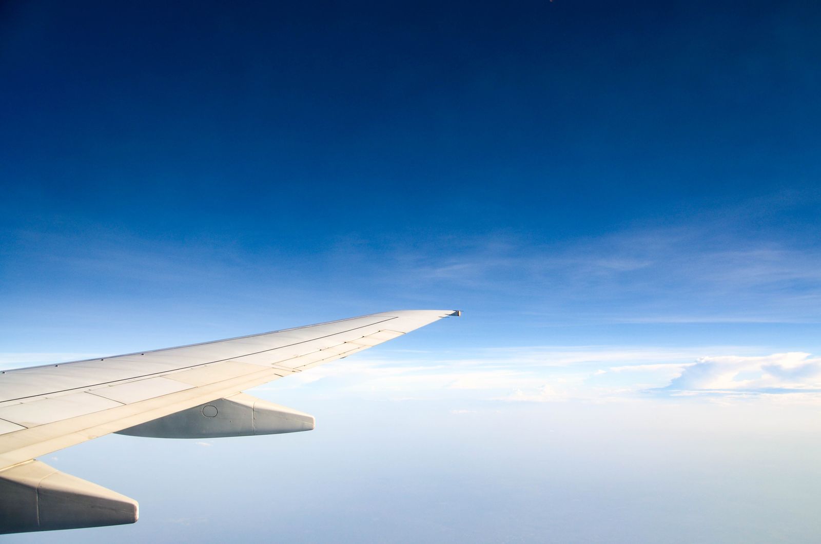 Summer 2026 Flight Prices: 4 Levers That Still Work